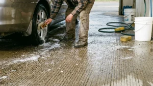 Lava rápido: Mono-trilho de São Paulo ganha máquina de lavar trens